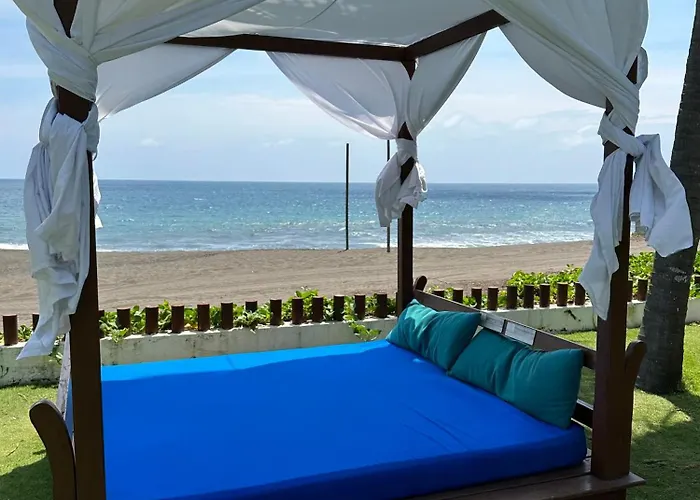 Villa In Monterrico