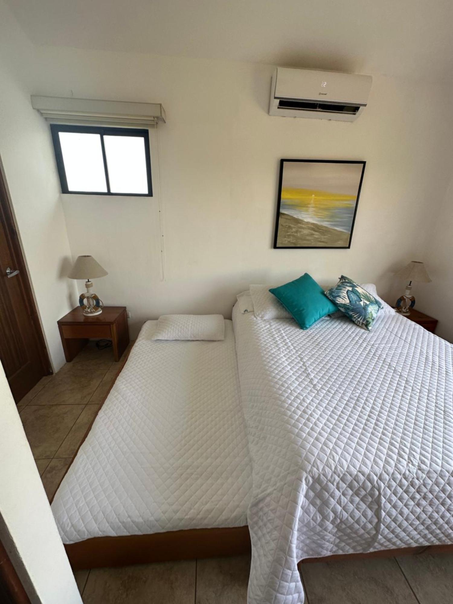 Apartment In Monterrico